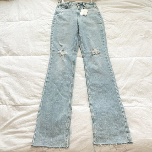NWT Zara High Rise Split Hem Distressed Jeans Light Wash Straight Leg Sz 2 - Picture 7 of 8